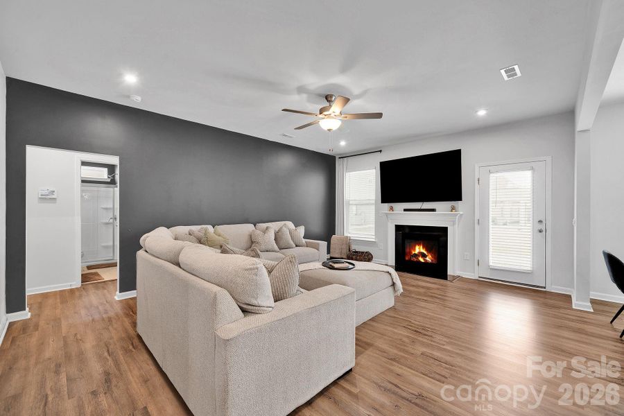 Furnished interior view inside a new home in Clairmont, Charlotte (Image 10). Furnished interior view inside a new home in Clairmont, Charlotte (Image 10).