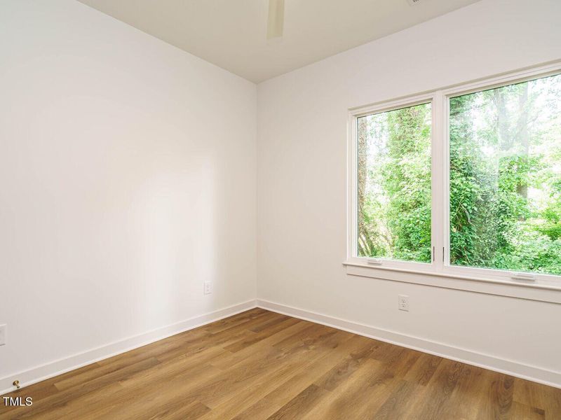 006-1280x960-bedroom 006-1280x960-bedroom