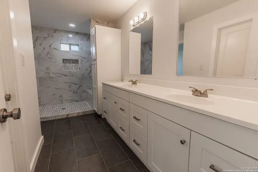 Furnished interior view inside a new home in , Gonzales (Image 7). Furnished interior view inside a new home in , Gonzales (Image 7).