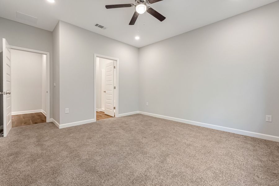 Spacious, unfurnished interior of a new home in Oak Hollow, Crestview (Image 24). Spacious, unfurnished interior of a new home in Oak Hollow, Crestview (Image 24).