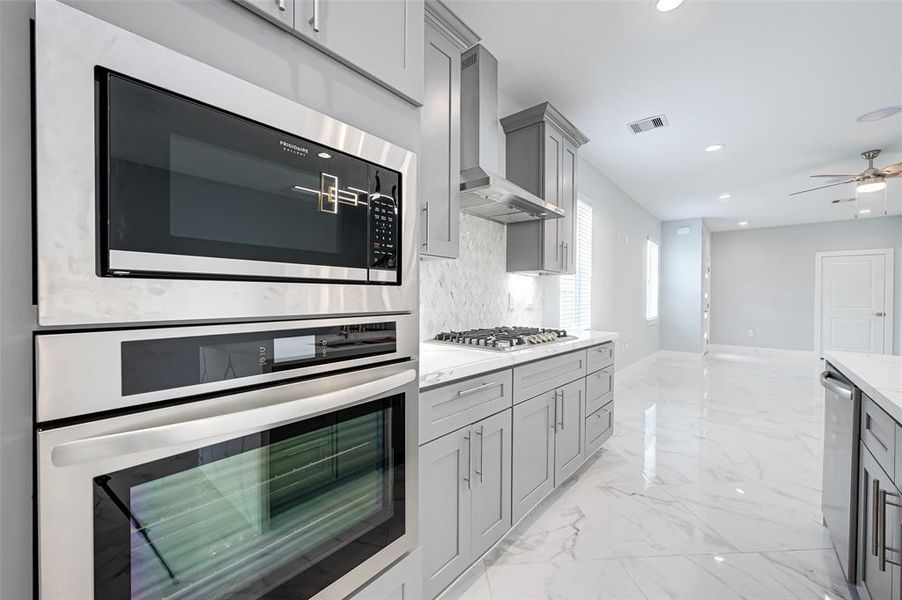 Image 18 of a home in .