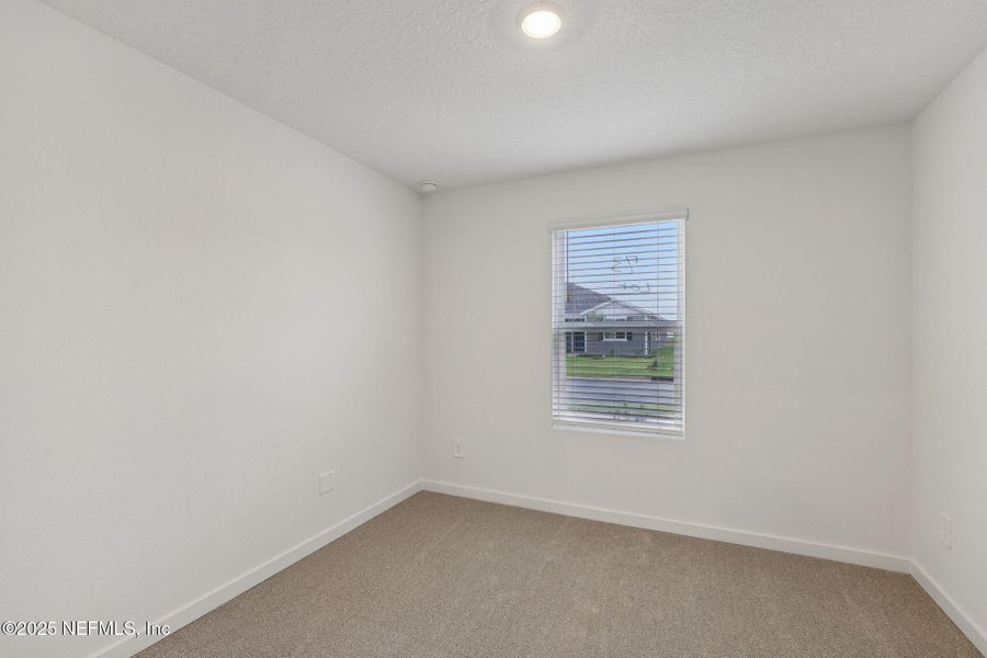 Spacious, unfurnished interior of a new home in Azalea Creek, Jacksonville (Image 15). Spacious, unfurnished interior of a new home in Azalea Creek, Jacksonville (Image 15).