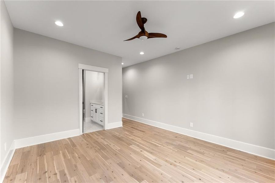 Spacious, unfurnished interior of a new home in , Dahlonega (Image 55).