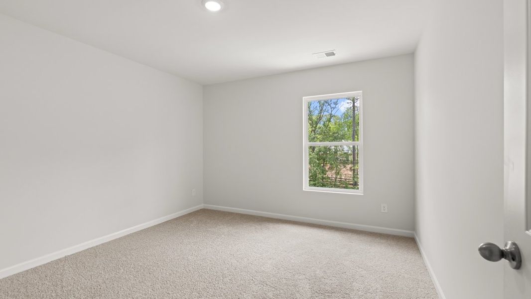Spacious, unfurnished interior of a new home in Thompson Ridge, Dallas (Image 24). Spacious, unfurnished interior of a new home in Thompson Ridge, Dallas (Image 24).