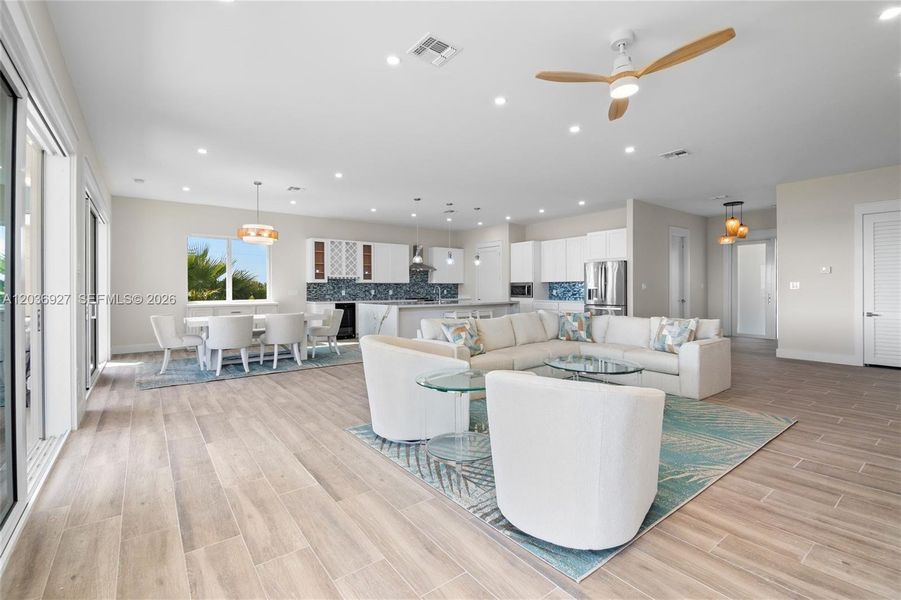 Furnished interior view inside a new home in , Big Pine Key (Image 7).