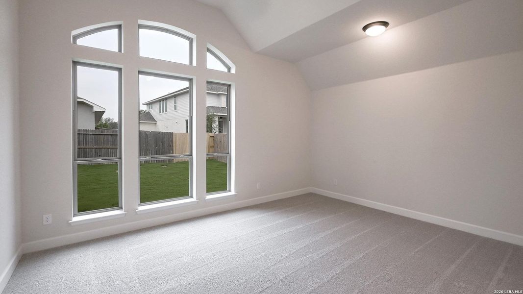 Spacious, unfurnished interior of a new home in Veramendi, New Braunfels (Image 21).