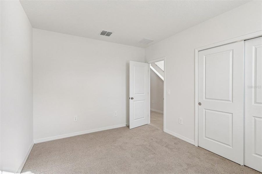 Spacious, unfurnished interior of a new home in , Davenport (Image 31).