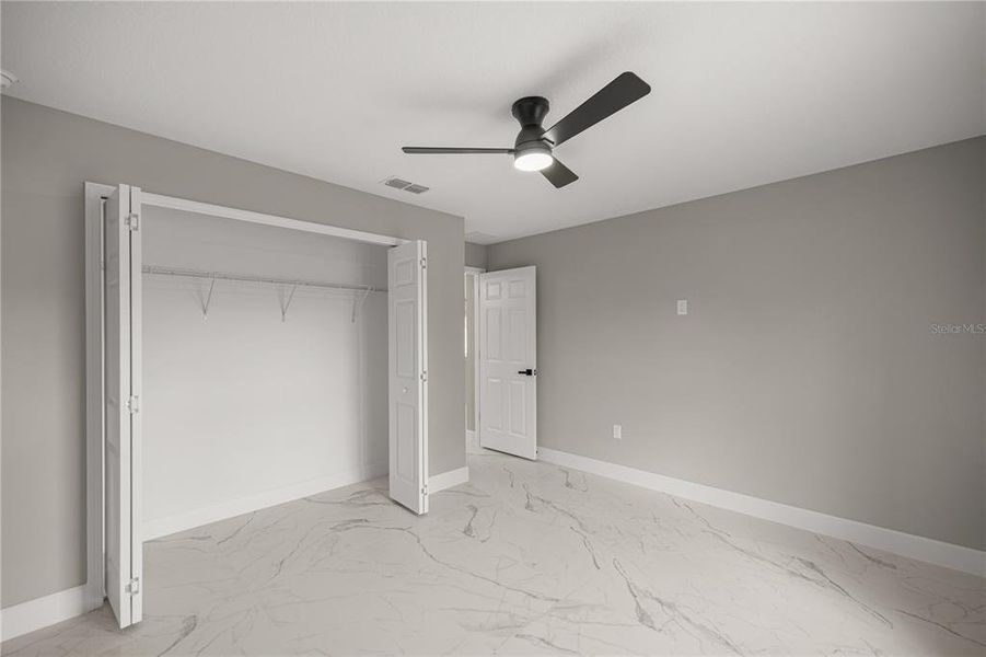 Spacious, unfurnished interior of a new home in , Ocala (Image 24).