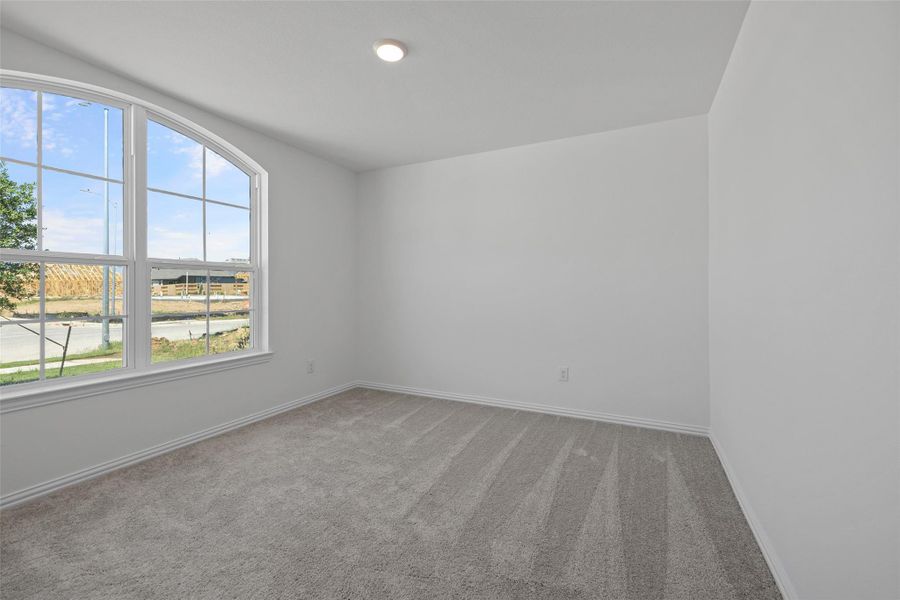 Spacious, unfurnished interior of a new home in Oakwood Estates, Waller (Image 36).