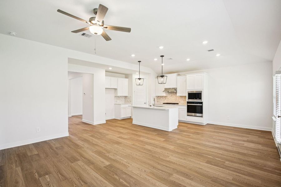 Image 32 of a home in Pine Lake Cove - Classic Series. Image 32 of a home in Pine Lake Cove - Classic Series.