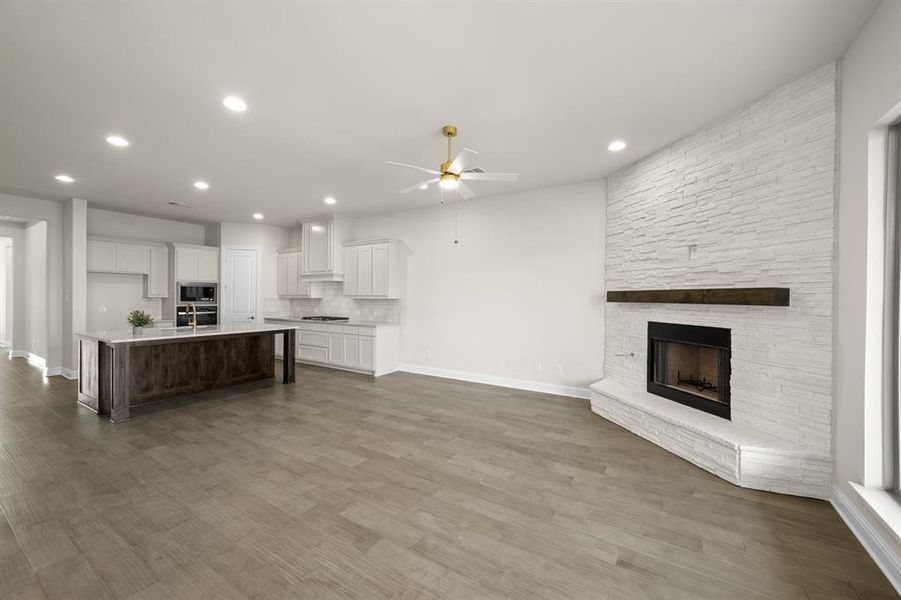 2608 Lila- Living Room-2 2608 Lila- Living Room-2