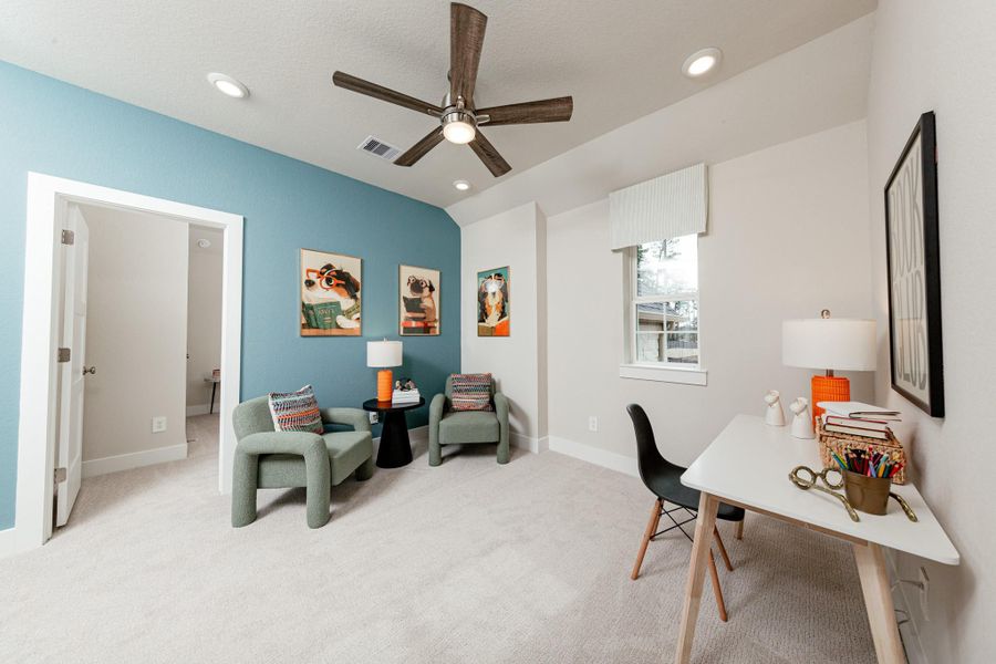 Representative model home photos shown for illustrative purposes only. Actual home, features, and finishes may vary. Home is currently under construction.
