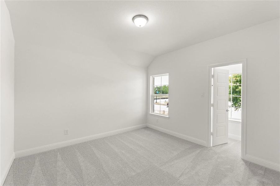 Spacious, unfurnished interior of a new home in Heartland, Heartland (Image 21).