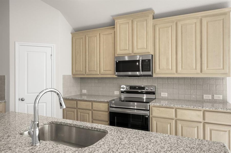 10360 Tapioca- Kitchen-6 10360 Tapioca- Kitchen-6