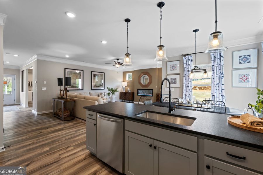 Furnished interior view inside a new home in Stonebridge North, Macon (Image 9).