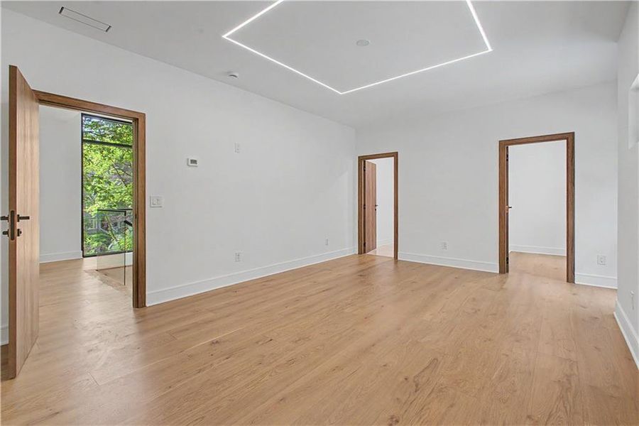 Spacious, unfurnished interior of a new home in , Atlanta (Image 29).