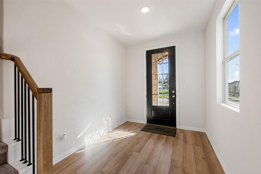 Representative images and renderings are for illustrative purposes. Actual structural options and design finishes of home may vary.