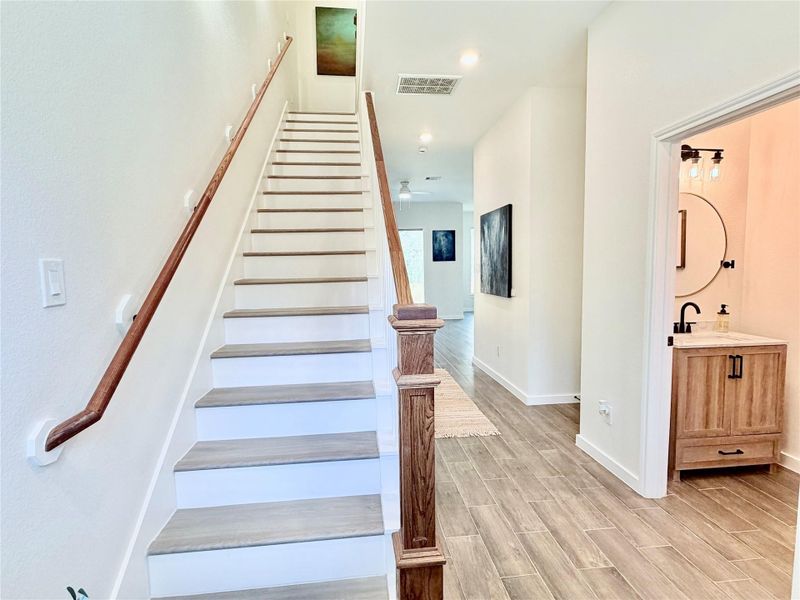 Spacious, unfurnished interior of a new home in , Conroe (Image 35).