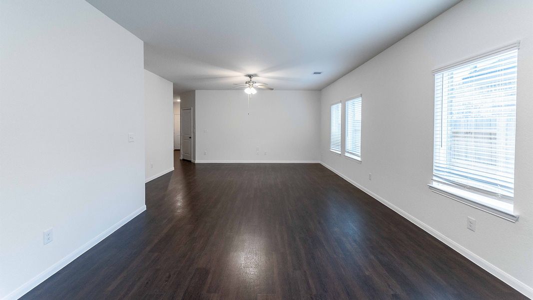 Spacious, unfurnished interior of a new home in The Canopies, Splendora (Image 15).