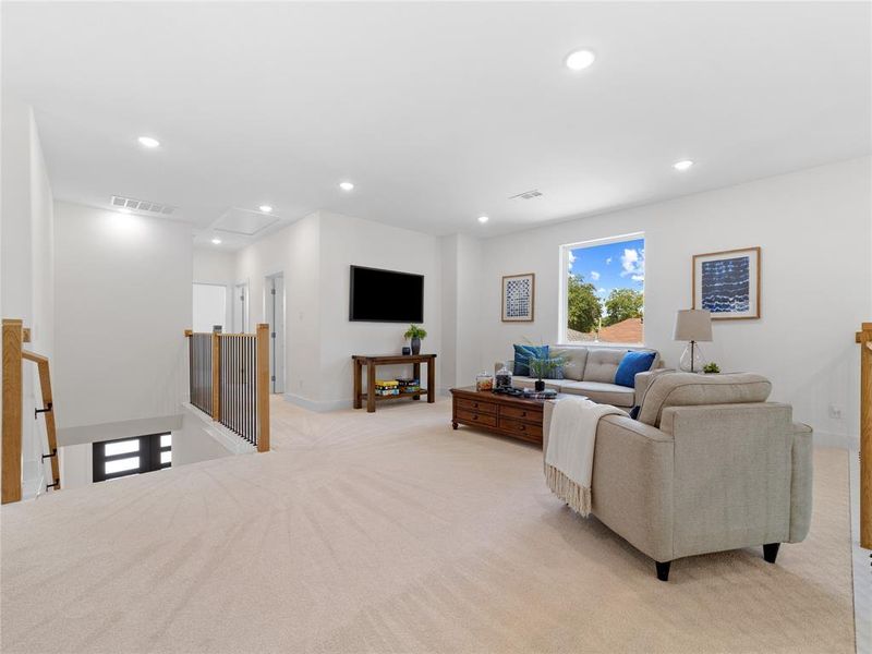 Furnished interior view inside a new home in , Dallas (Image 5).