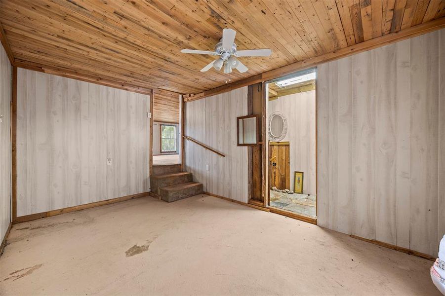 Spacious, unfurnished interior of a new home in , Granbury (Image 8). Spacious, unfurnished interior of a new home in , Granbury (Image 8).