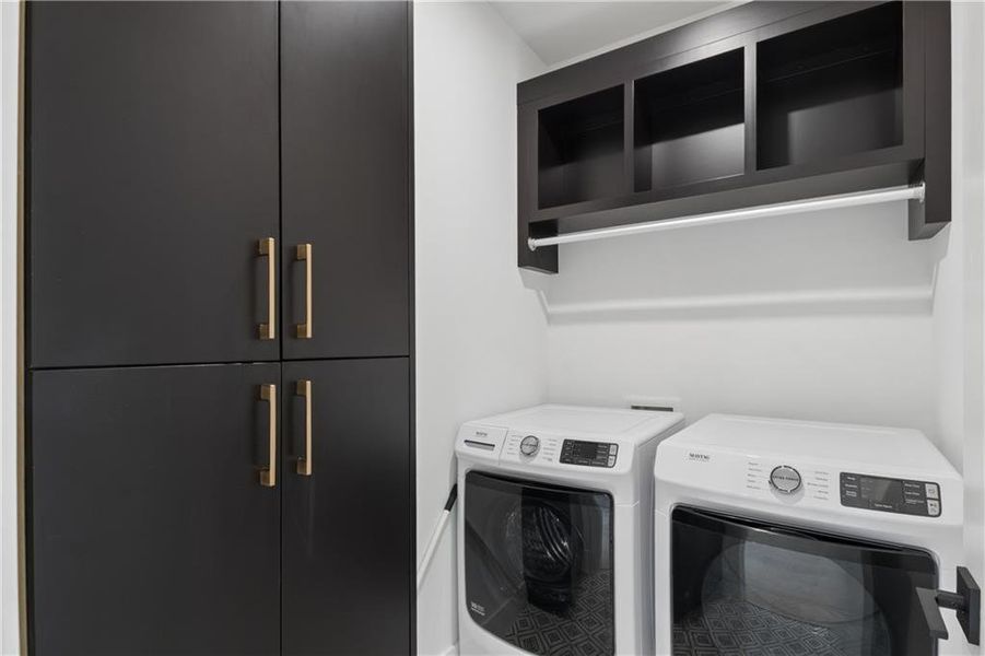 Close-up of interior finishes inside a home in , Roswell (Image 20).