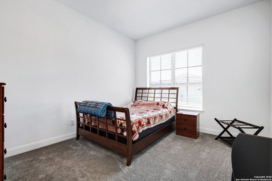 Furnished interior view inside a new home in Cibolo Canyons 50', San Antonio (Image 25). Furnished interior view inside a new home in Cibolo Canyons 50', San Antonio (Image 25).