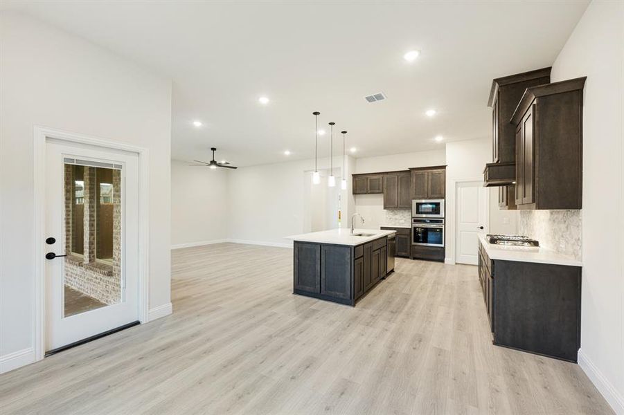 Furnished interior view inside a new home in Star Ranch, Godley (Image 11).