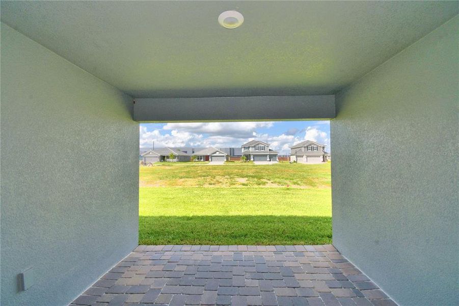 Exterior details and patio area of a home in , Auburndale (Image 31).