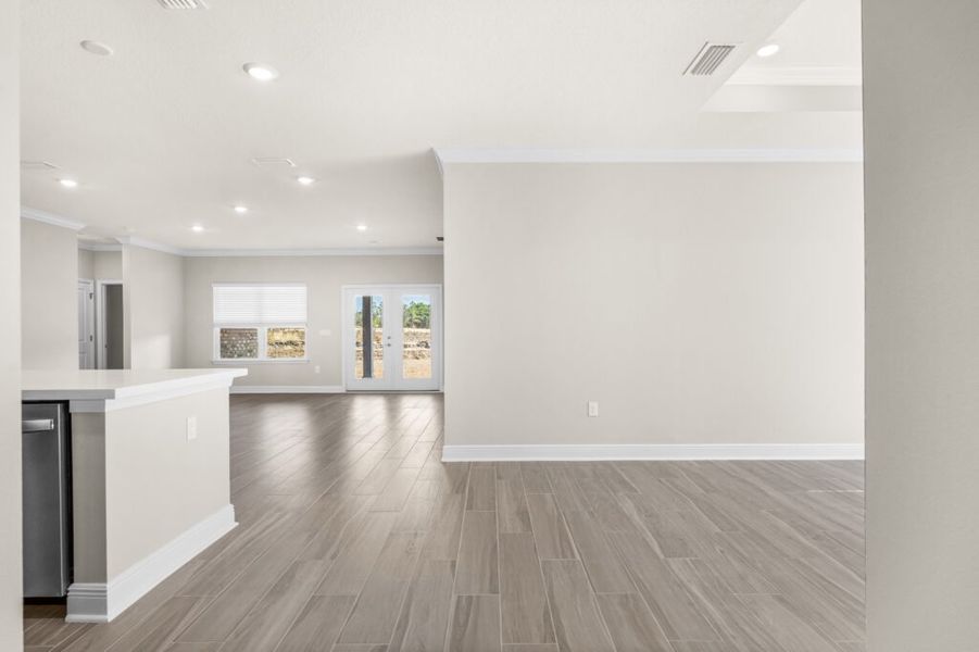 Spacious, unfurnished interior of a new home in Lake Merial, Panama City (Image 33). Spacious, unfurnished interior of a new home in Lake Merial, Panama City (Image 33).