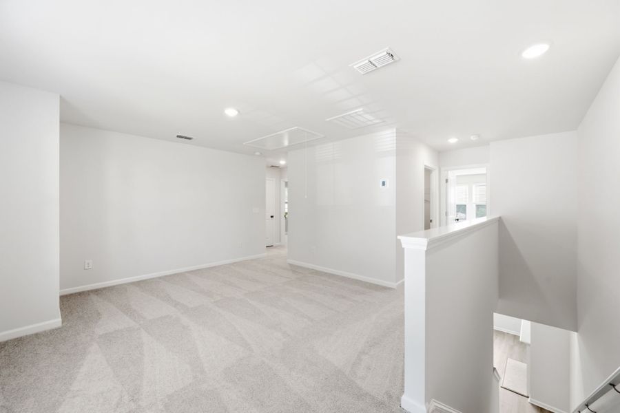 Spacious, unfurnished interior of a new home in Grand Arbor, Blythewood (Image 24).
