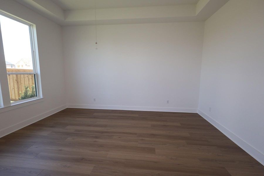 Spacious, unfurnished interior of a new home in Dunham Pointe, Cypress (Image 29). Spacious, unfurnished interior of a new home in Dunham Pointe, Cypress (Image 29).