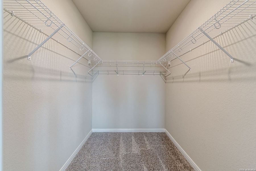 Spacious, unfurnished interior of a new home in Willow Point, San Antonio (Image 23).