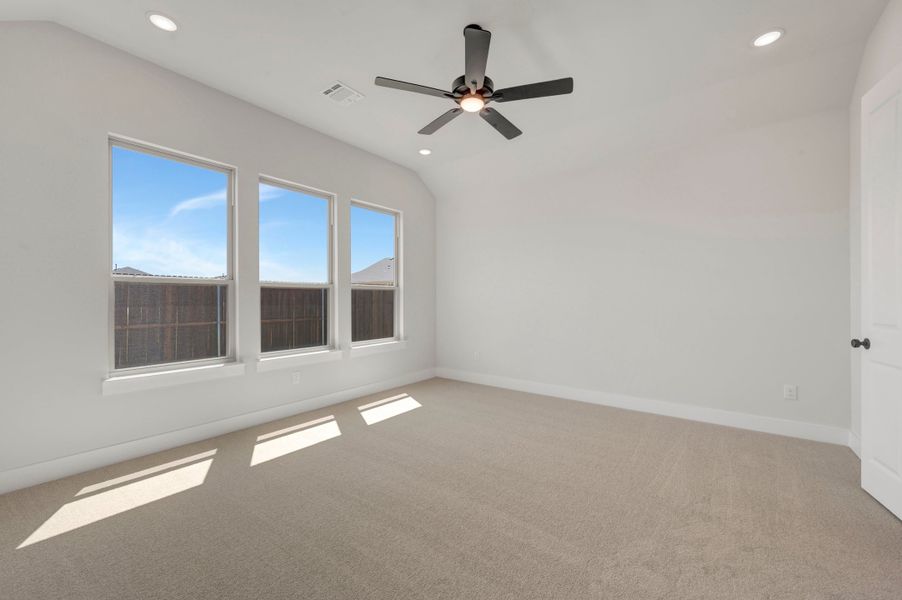 Spacious, unfurnished interior of a new home in The Meadows, Denton (Image 22).