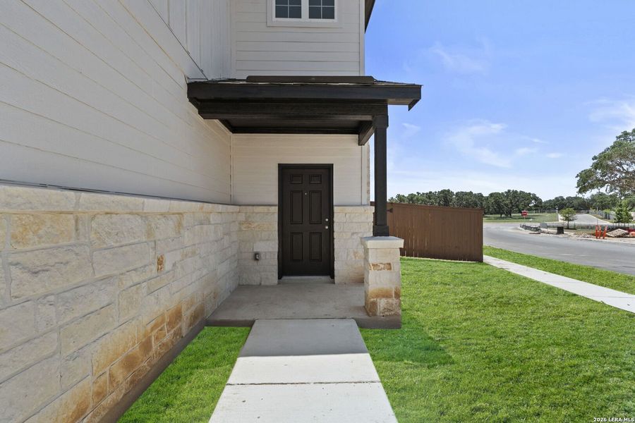 Exterior details and patio area of a home in Corley Farms, Boerne (Image 15).