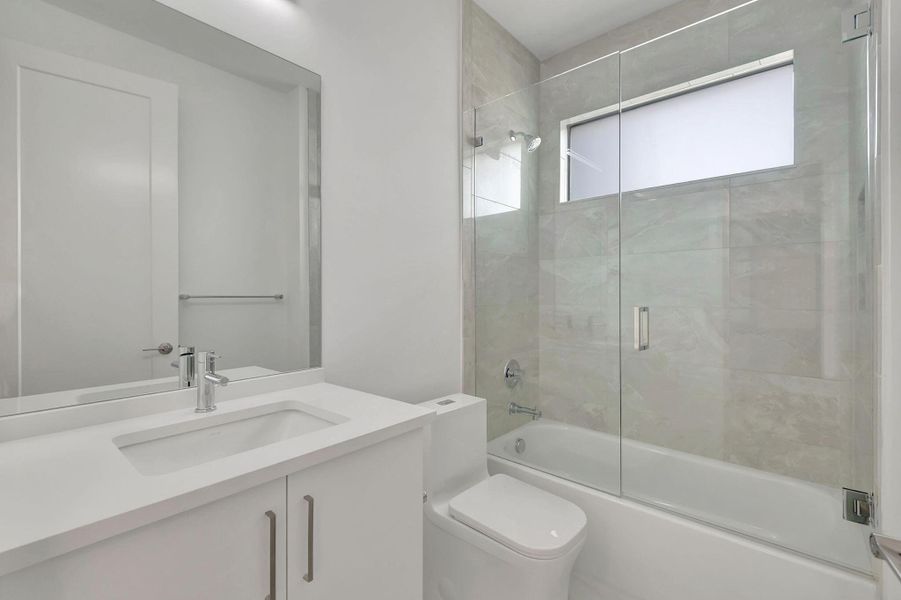 Furnished interior view inside a new home in , Boca Raton (Image 20).