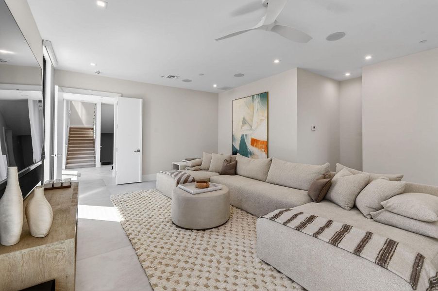 4360DiamondShoresWay(13)