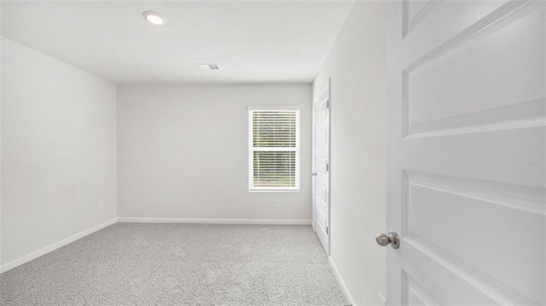 Spacious, unfurnished interior of a new home in Poplar Preserve, Newnan (Image 24). Spacious, unfurnished interior of a new home in Poplar Preserve, Newnan (Image 24).