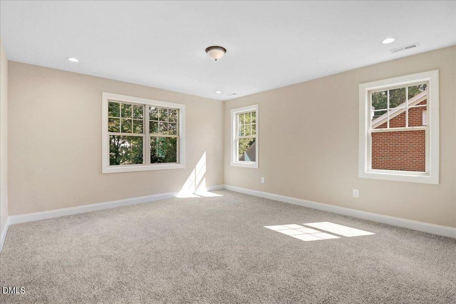 33-27 Wisteria Dr-33 33-27 Wisteria Dr-33