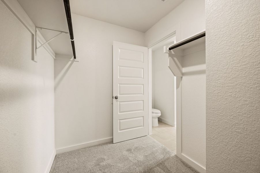Spacious, unfurnished interior of a new home in Gatlin Ranch, Springtown (Image 23).
