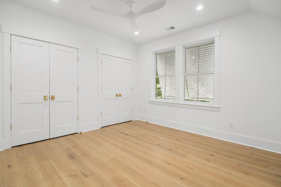 Spacious, unfurnished interior of a new home in , Mount Pleasant (Image 20).