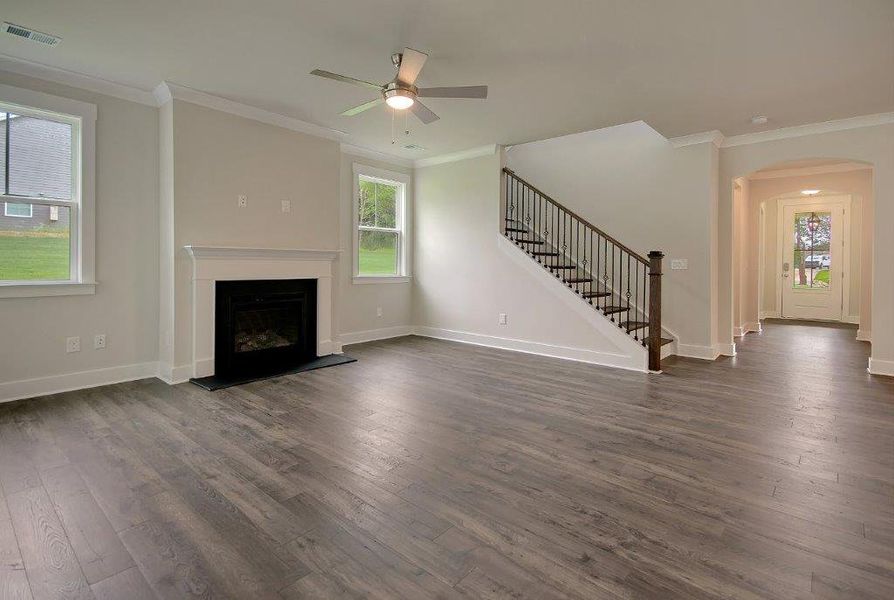 Spacious, unfurnished interior of a new home in Creek Pointe, Moncks Corner (Image 18).