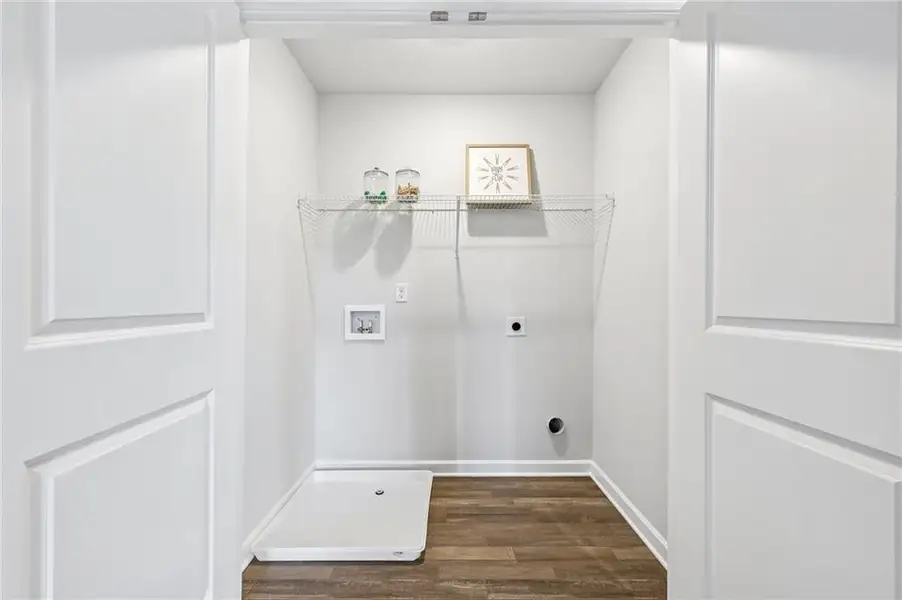 Spacious, unfurnished interior of a new home in The Hills at Cedar Creek, Winder (Image 20).