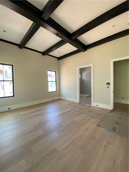 Spacious, unfurnished interior of a new home in , Acworth (Image 16).