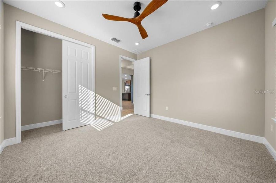 Spacious, unfurnished interior of a new home in , Ocala (Image 40).