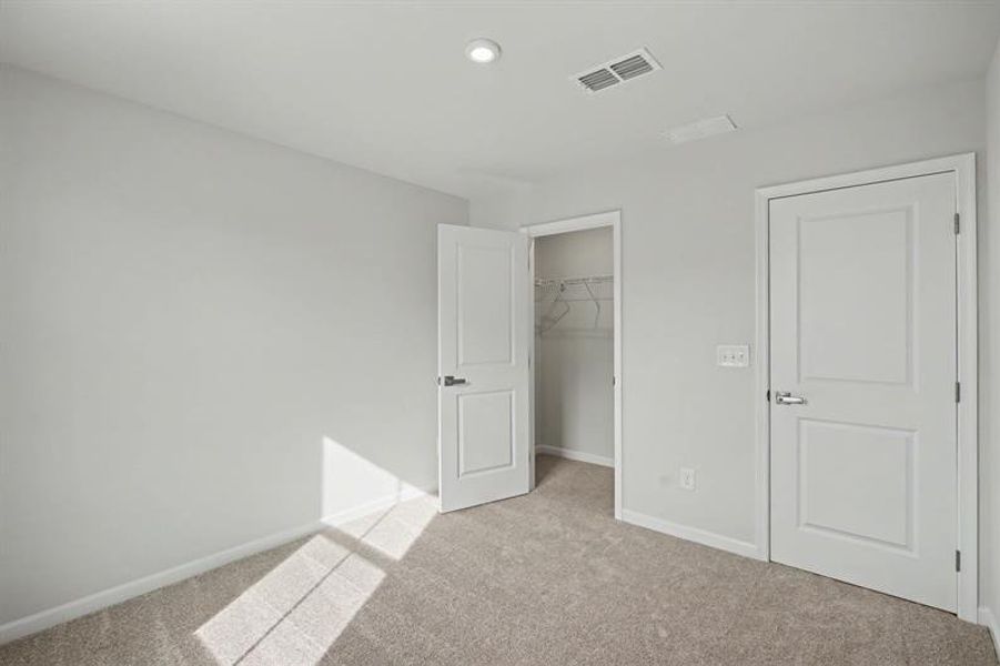 Spacious, unfurnished interior of a new home in Sterling Oaks, Ash (Image 22). Spacious, unfurnished interior of a new home in Sterling Oaks, Ash (Image 22).