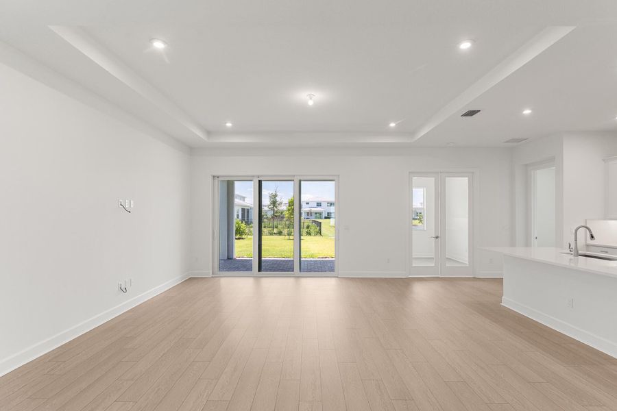 US_SEF_MERIDIAN_LOT 62_GREAT ROOM