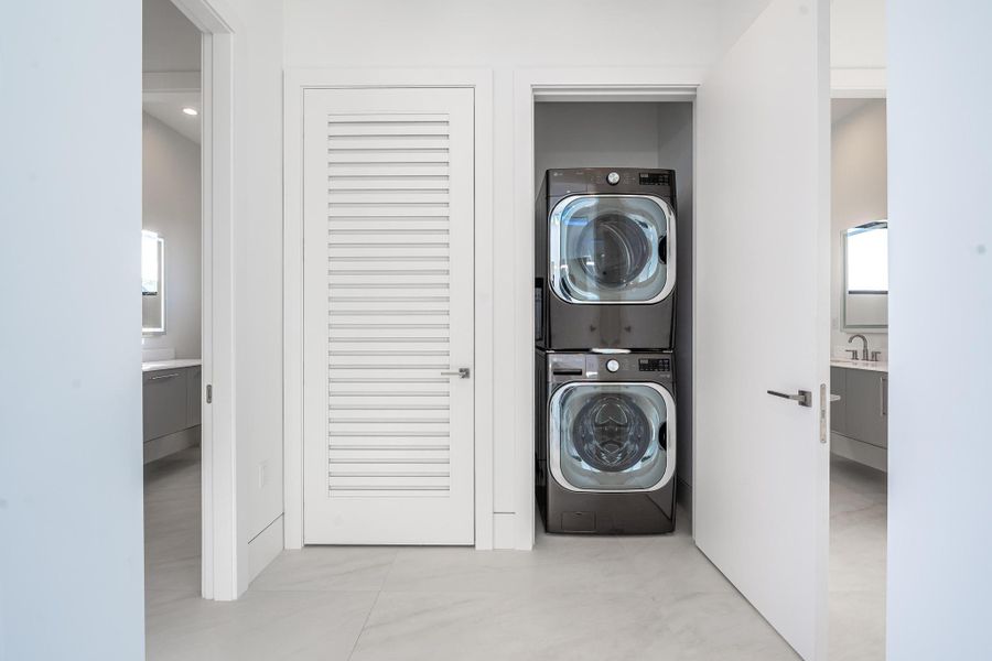 Furnished interior view inside a new home in , Pompano Beach (Image 8).