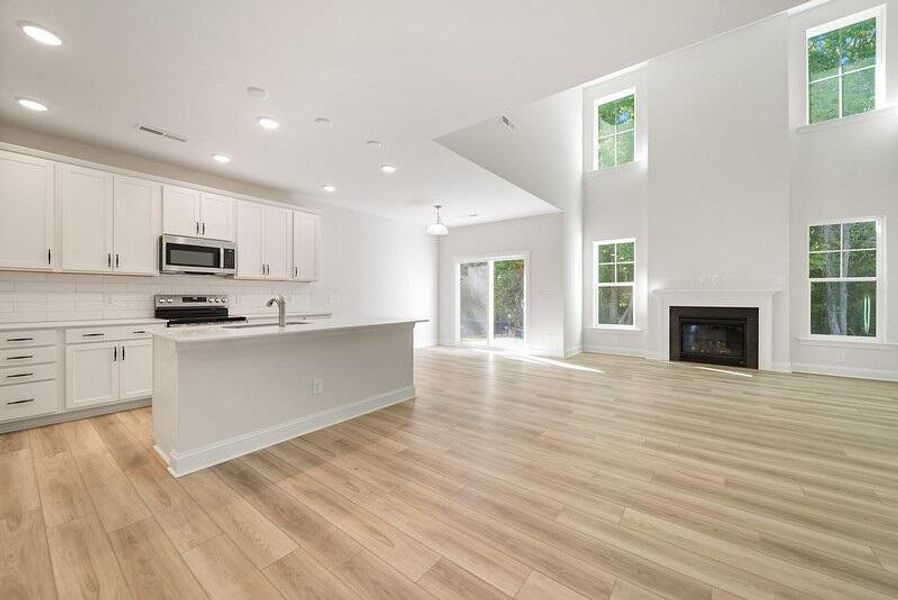 Image 21 of a home in Parker's Preserve.