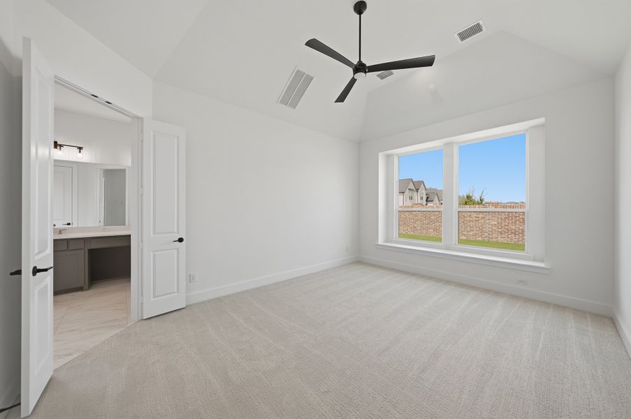 Spacious, unfurnished interior of a new home in Estates at Rockhill, Frisco (Image 28). Spacious, unfurnished interior of a new home in Estates at Rockhill, Frisco (Image 28).